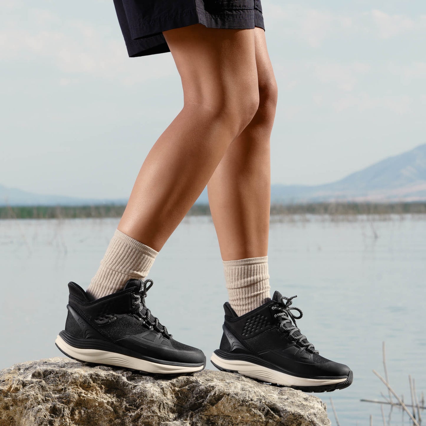 Women's London AT Mid Waterproof - Black/Whitecap Gray